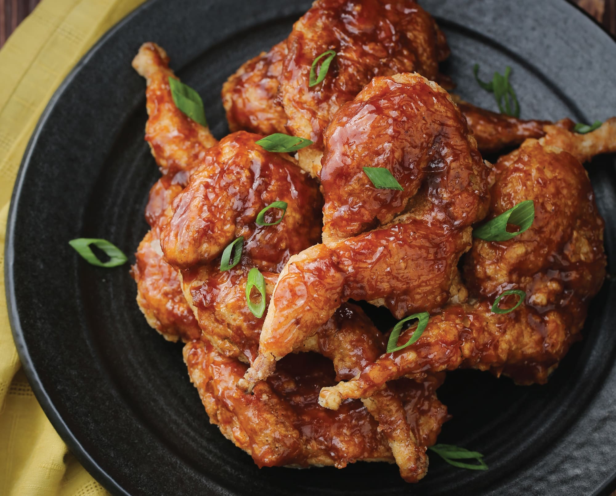 Vietnamese Beer-Drinking Food called Tamarind Fried Quail